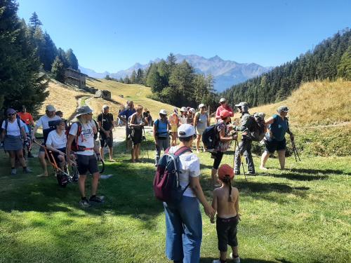 Randonnée accompagnée pour tous © PNV- Virginie Rochette