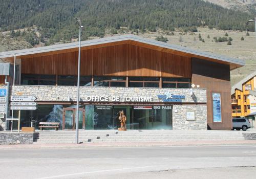 Val-Cenis-Lanslebourg-office-tourisme - Office de Tourisme de Val Cenis Lanslebourg