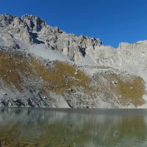 "Les lacs d’altitude, sentinelles pour le suivi des changements globaux des Alpes françaises"