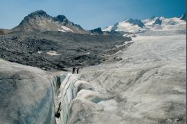 Glacier de Gébroulaz : bédière située sous le Col du Soufre