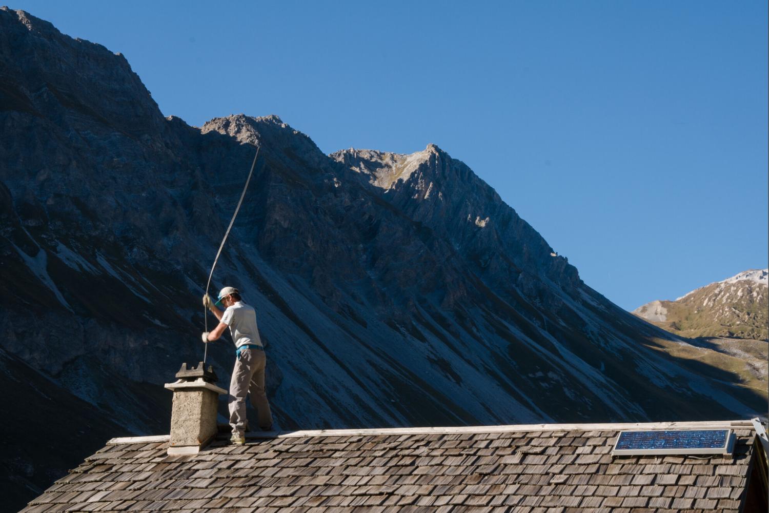 Photo d'ouvrier travaillant dans le Parc national de la Vanoise