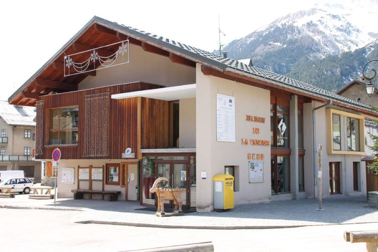 information-haute-maurienne-vanoise-val-cenis - Le bureau d'information touristique dans la maison de la Vanoise