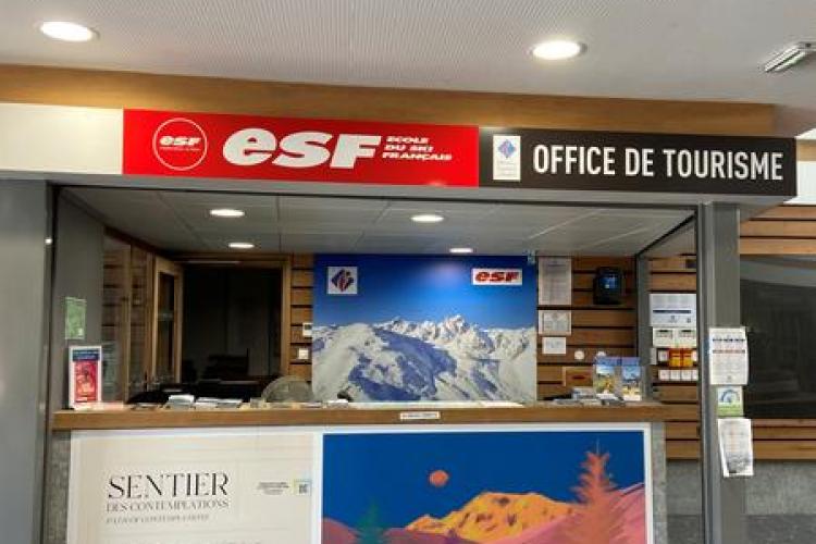 BUREAU D'ACCUEIL DE COURCHEVEL LE PRAZ_Courchevel