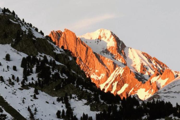 Semaine Nature et Culture à Aussois - La Dent Parrachée au soleil couchant
