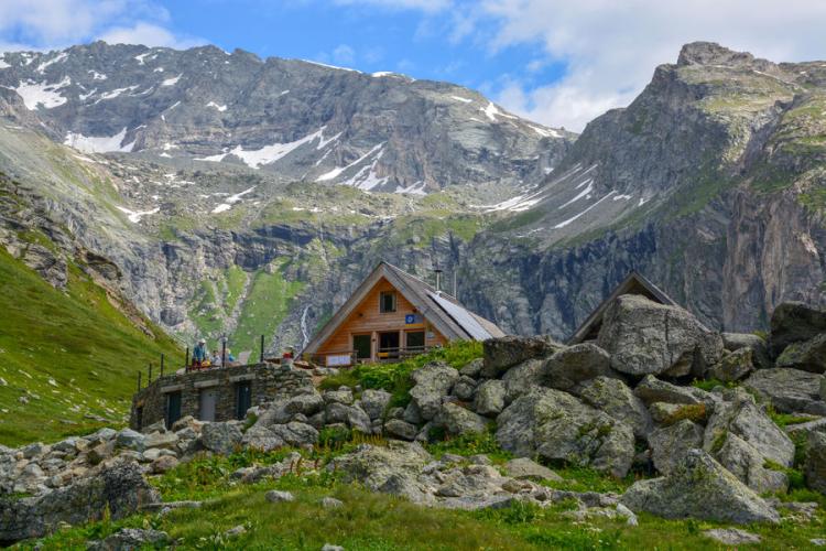 Refuge de Plaisance - Vue extérieure de côté