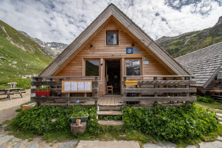 Refuge de Plaisance - Vue extérieure de face