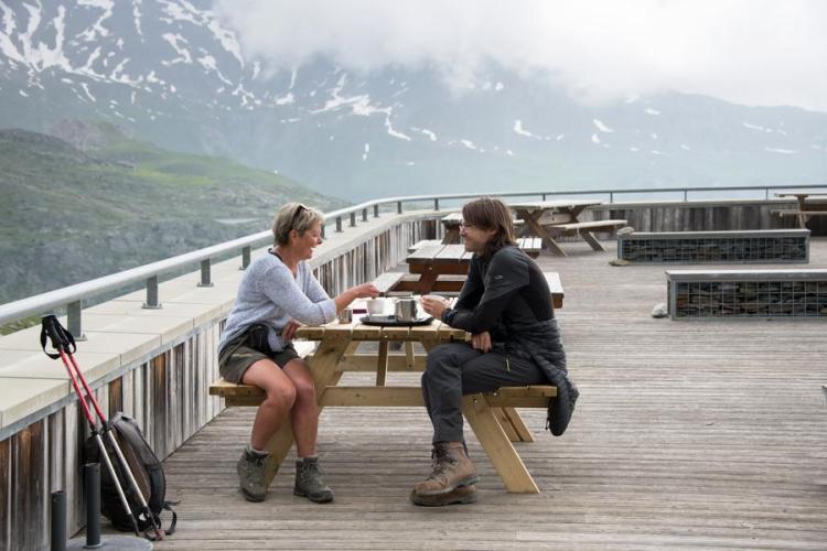 Refuge de l'Arpont - Terrasse au refuge de l'Arpont