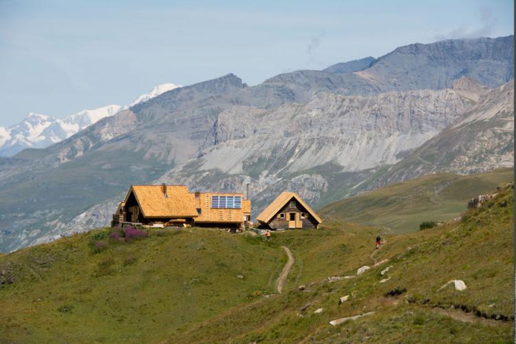 Arrivée au refuge du Fond des Fours - Val d'Isère - Arrivée au refuge du Fond des Fours - Val d'Isère