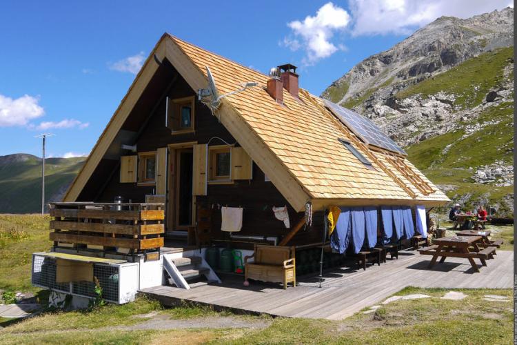 Accueil au refuge du Fond des Fours - Val d'Isère - Accueil au refuge du Fond des Fours - Val d'Isère