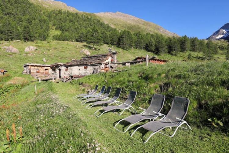 Refuge de Bramanette à Val Cenis-Bramans - le solarium