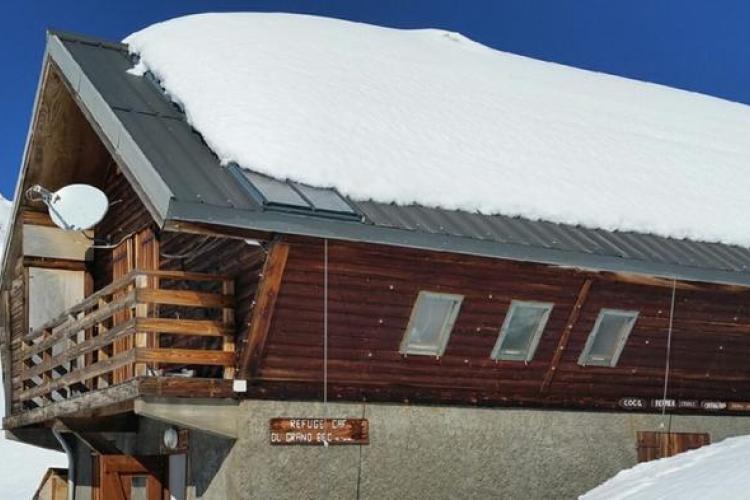 Refuge du Grand Bec_Planay - Le refuge l'hiver